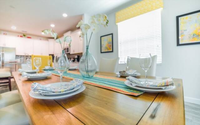 5440 Solterra Circle