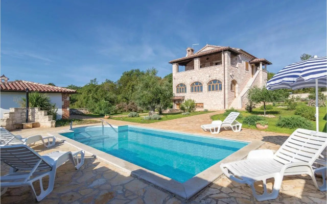 Holiday home Banki V