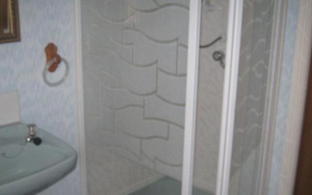 Almar Hotel