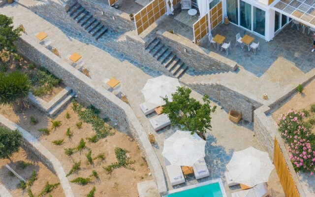 Canal Suites