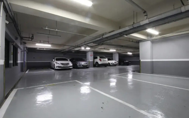 Changwon Luxury