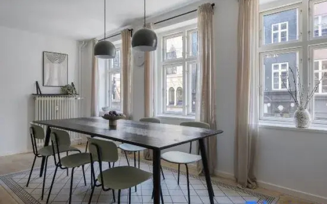 Main 1 - Cozy 2-Bdr Apt in Center of Copenhagen