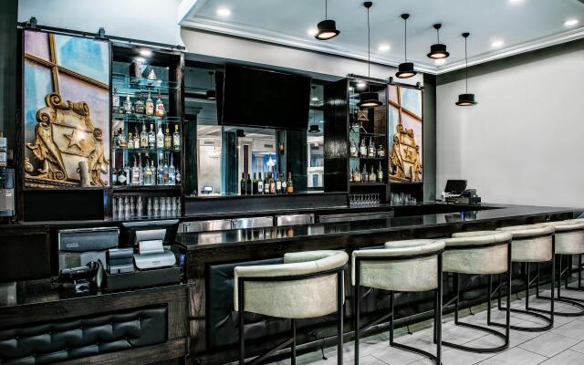 Hotel Indigo Dallas Downtown by IHG