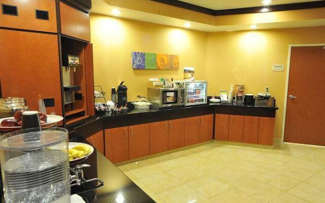 Fairfield Inn And Suites Stillwater