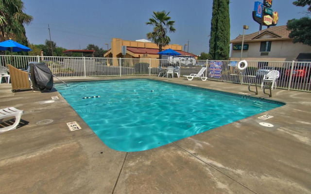 Motel 6 Woodland, CA – Sacramento Airport