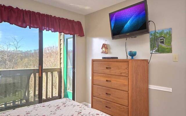 High Chalet 2 Bedroom Home