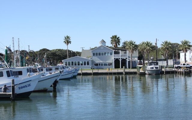 The Inn at Fulton Harbor