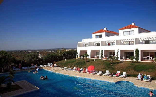Apartamentos Turísticos Pateo Village