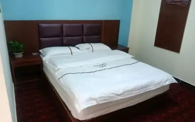 Xingguang Apartment (Zhongshan Huiyimei Shopping Plaza)