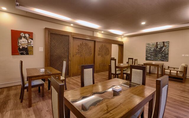 Shaligram Hotel & Spa