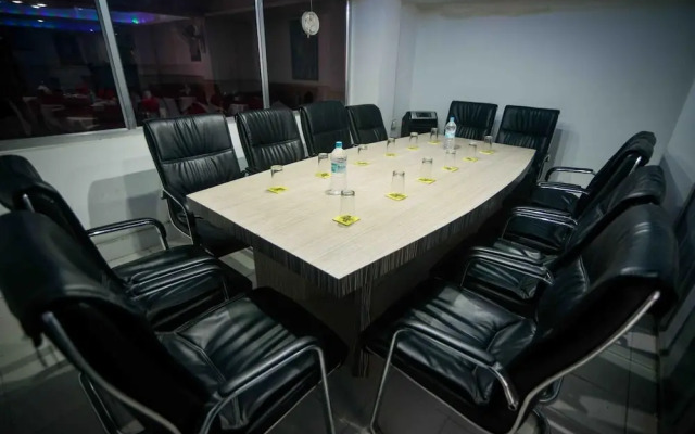 Hotel Shivam Plaza