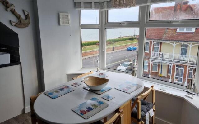 2 Bedroom Seafront Apartment