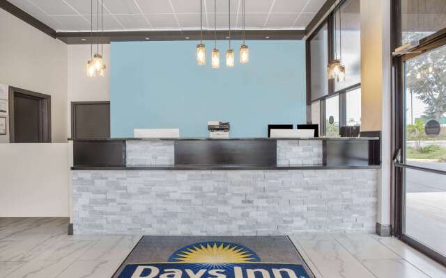 Days Inn by Wyndham N Orlando/Casselberry