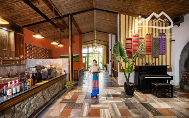 Ba Khan Village Resort