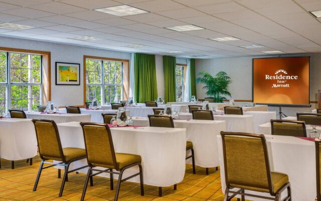 Residence Inn By Marriott Pleasanton