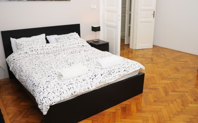 Zonaflat - Shakespeare Opera Apartment