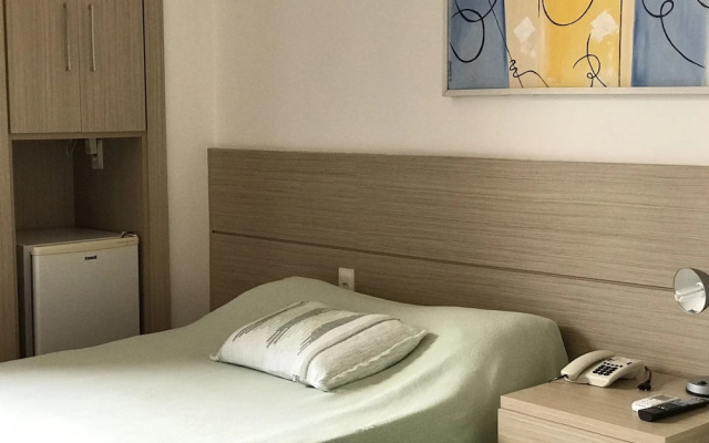Hotel Verdes Mares