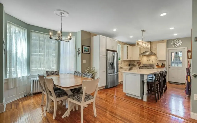4723 Hazel Ave in Philadelphia
