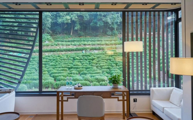 Wuhua Xingxiang Shanfang Hotel