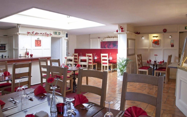 The Heath Inn