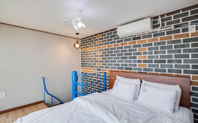 Yeongdeok Bapoom Hill Pension