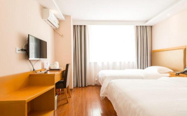 GreenTree Inn Yangshuo West Street Express Hotel