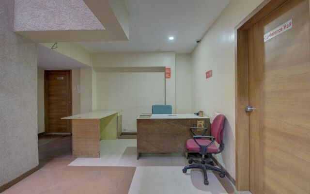 OYO 24981 Hotel Ashwamedh Residency