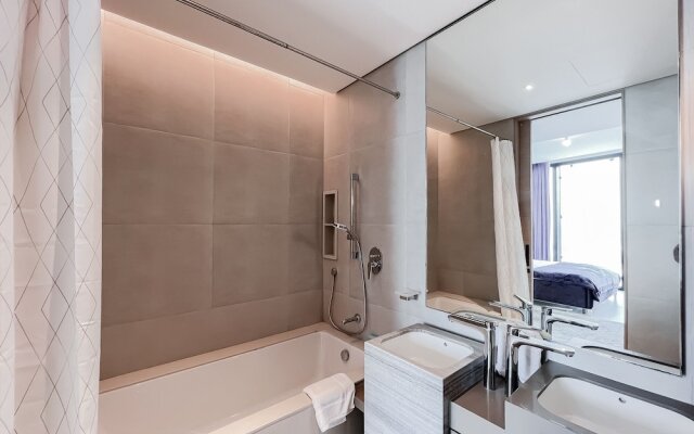 Jumeirah Gate Tower - Luton Vacation Homes
