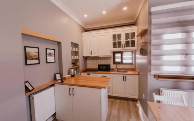 Galadoo Suites 4th Floor