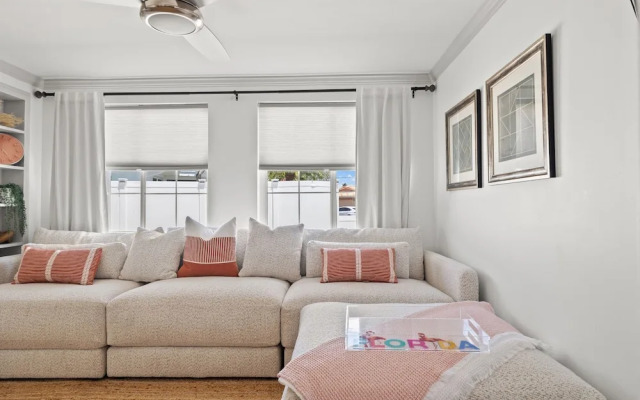 Stylish Villa Near Treasure Island Beaches