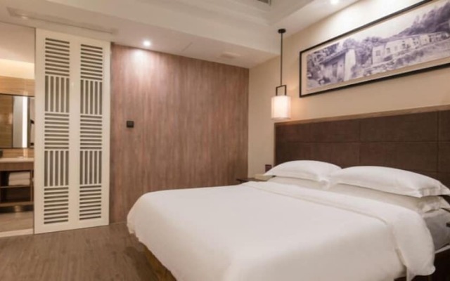 Auden  International  Hotel