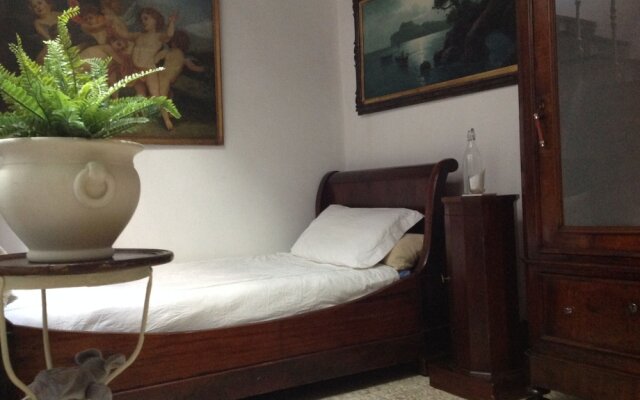 Camera Monte San Savino