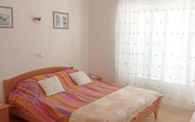Apartments by the sea Podgora, Makarska - 2593
