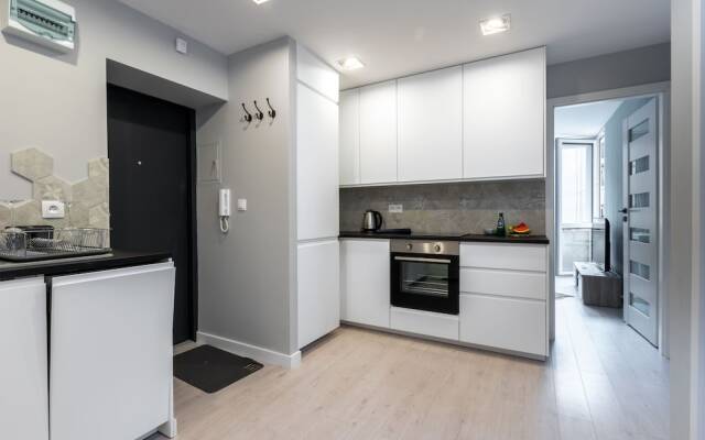 Warsaw Concierge Silver Apartment