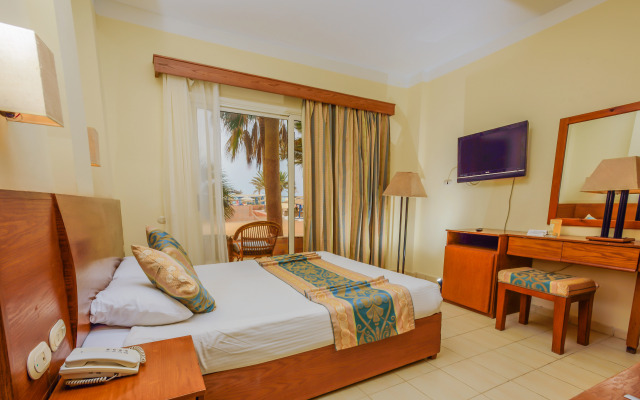 Royal Star Empire Beach Resort