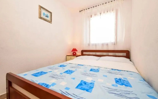 Marijan - With Terrace - A2