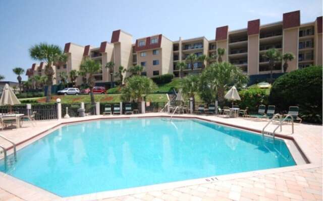 Windjammer Oceanfront Condominiums