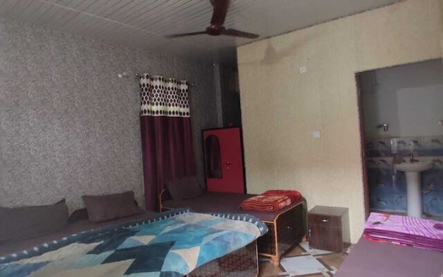 Vivek Hotel And Restaurant