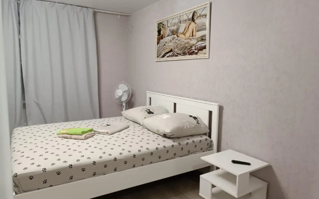 Апартаменты на улице Лунная 43В