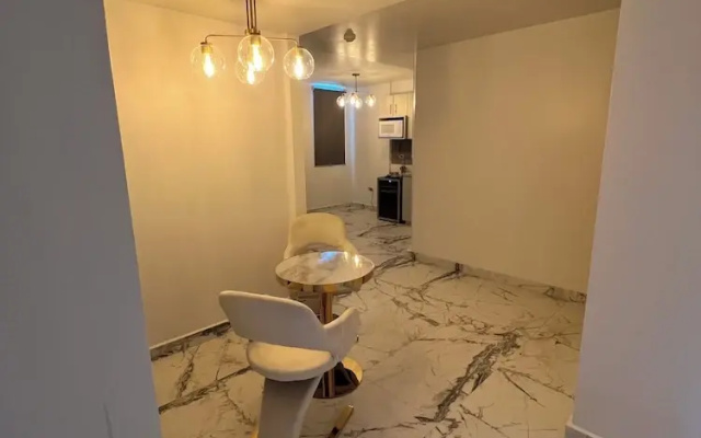 1912 Boutique Hotel