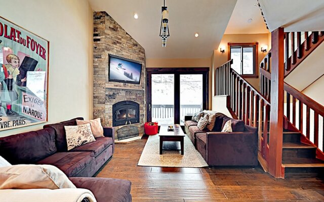 Roomy 3112 - 3 Br Townhouse