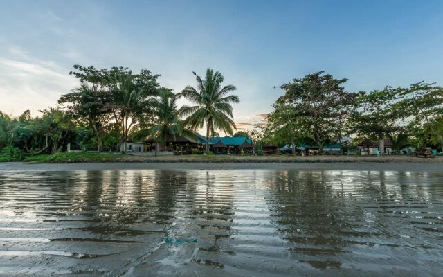 Beringgis Beach Resort & Spa