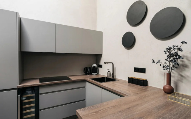 Main Square Apartments - LoftAffair