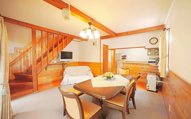 Lake Villa Kawaguchiko – Guest Rooms – Fujikawaguchiko