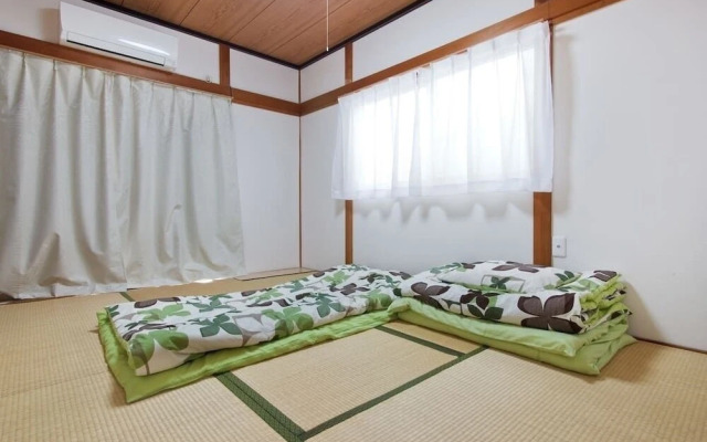 Guesthouse SAYURI HONKAN
