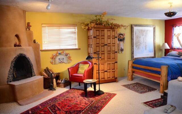 Casa Gallina - An Artisan Inn