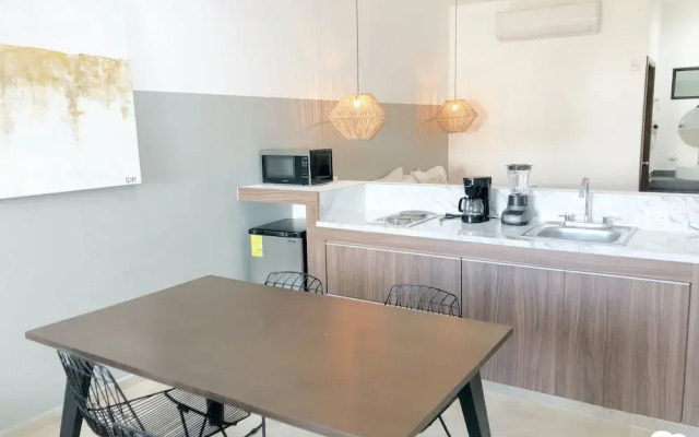 Marina Solé Loft 4 (J-4)