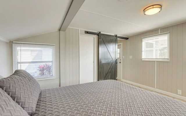 Sun-soaked Okeechobee Retreat w/ Canal Views!