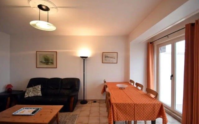 Seaside Stay w/ Large Terrace