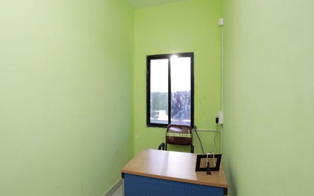 OYO 19521 Hotel Noopur Premium